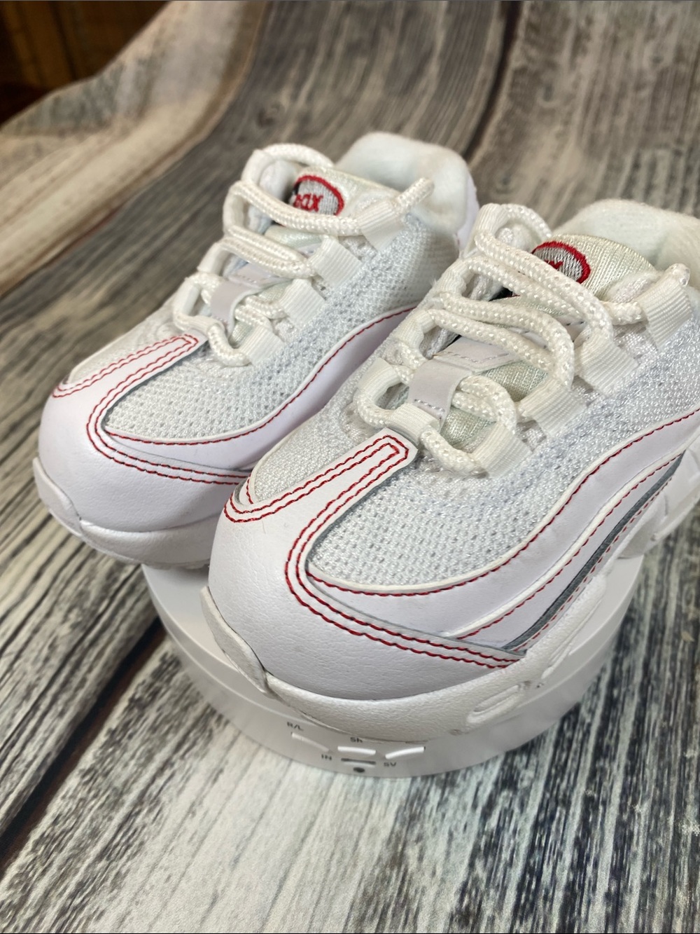 Nike Air Max 95 Recraft Toddler White Red Sneakers Size 5C - Picture 7 of 8